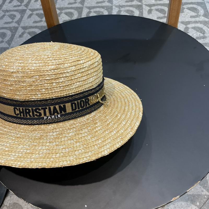 Dior top hat (8)